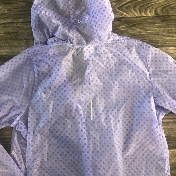 SOLD * NIKE RUNNING Jacket - Picture 8 of 13